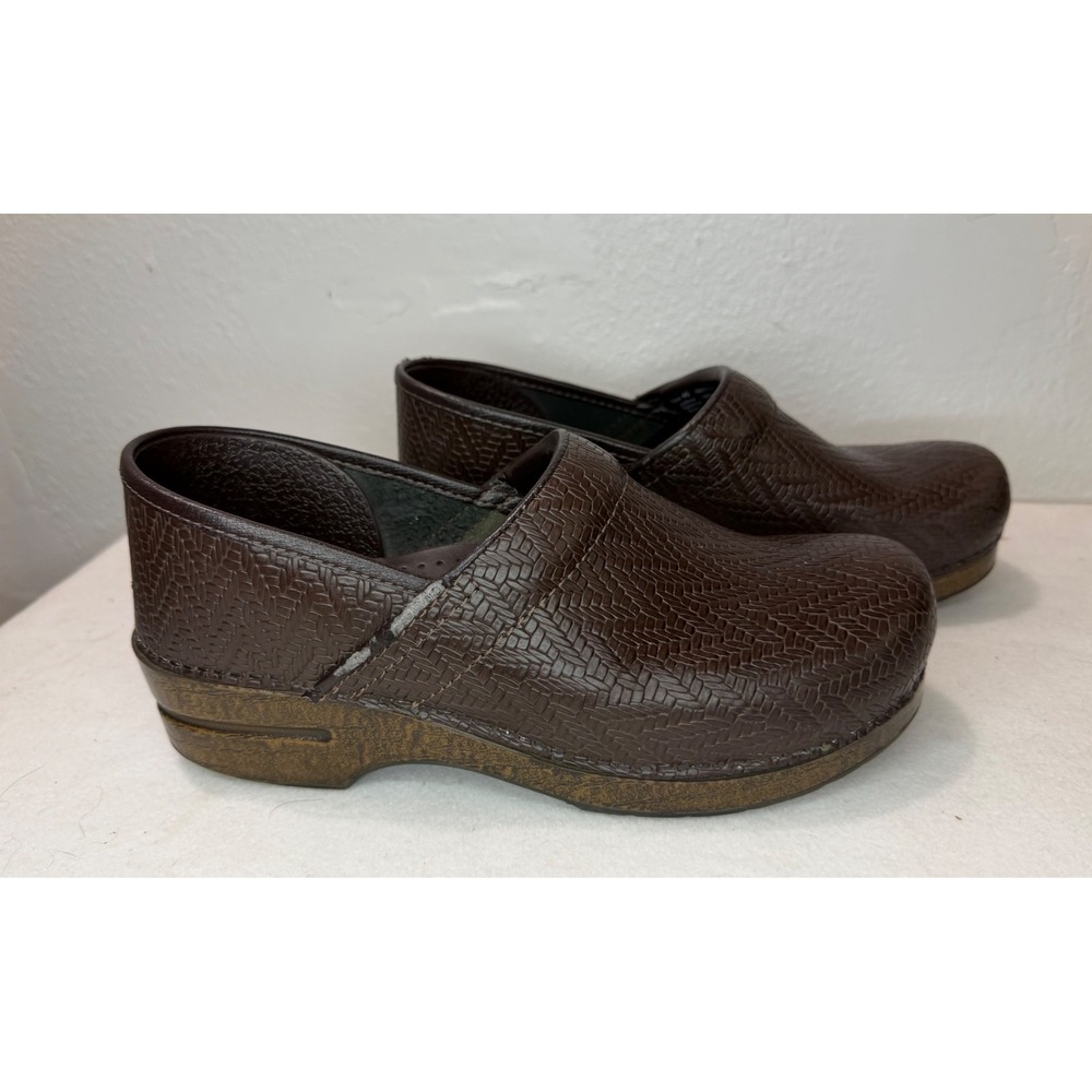 Dansko Professional Brown Textured Leather Clogs Shoes EU 40 Womens 9.5-10